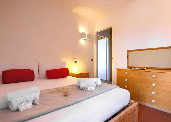 Attico Fronte Mare - 50 Passi Dalla * Porto Rotondo