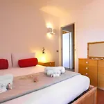 Attico Fronte Mare - 50 Passi Dalla * Porto Rotondo
