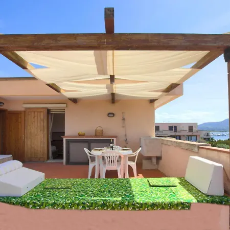 Apartmán Attico Fronte Mare - Porto Rotondo